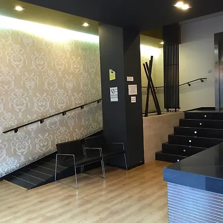 Hotel Restaurante Derby *