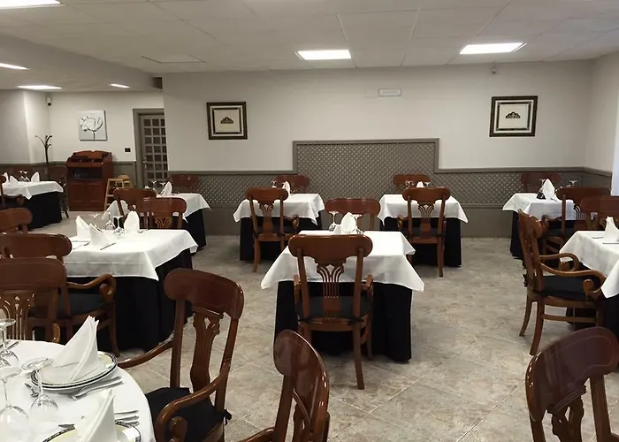 Restaurante Derby Отель Карбаллино