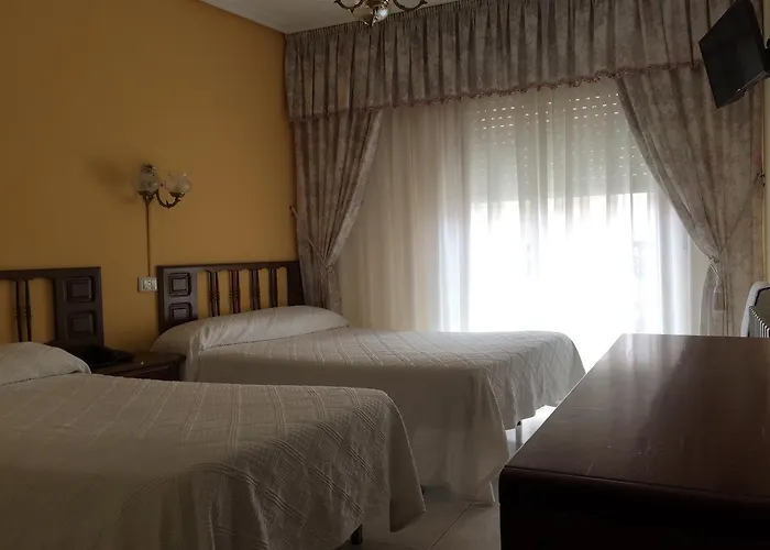 Restaurante Derby Отель Карбаллино