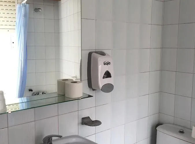 Отель Restaurante Derby *